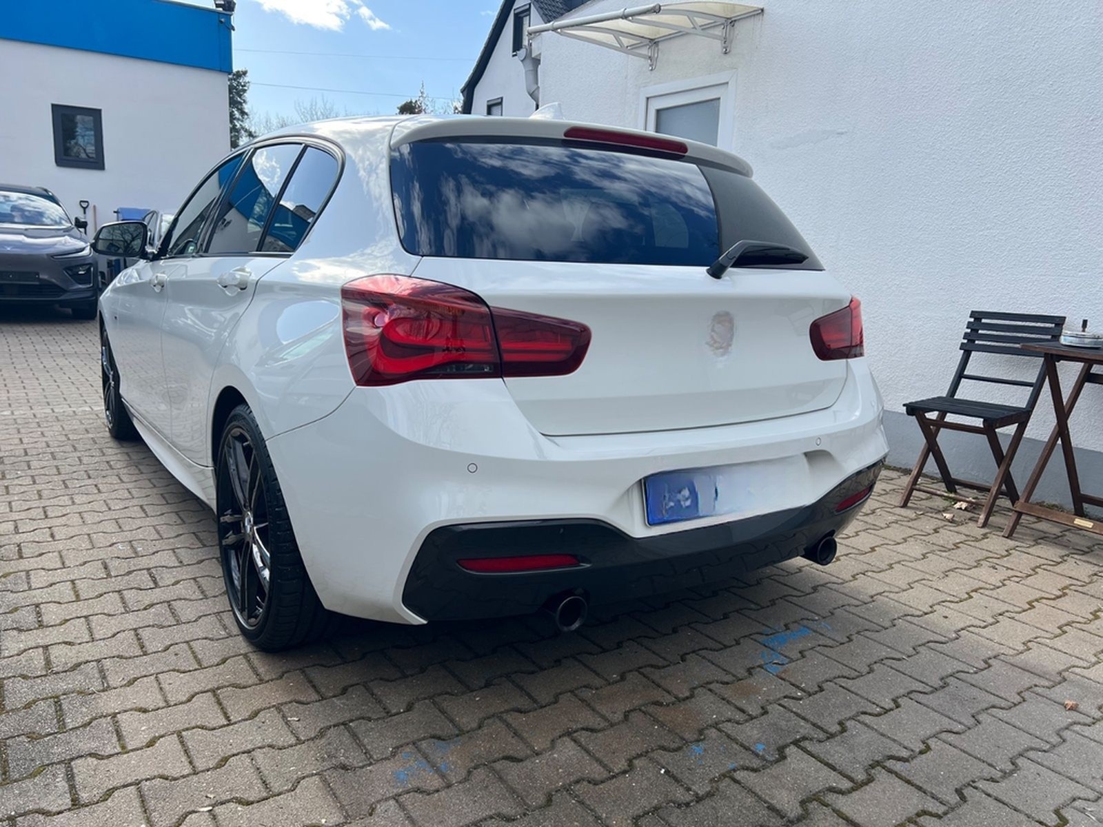 BMW M140i Special Edition - Navi Prof, Pano, 2. Hand foto 4