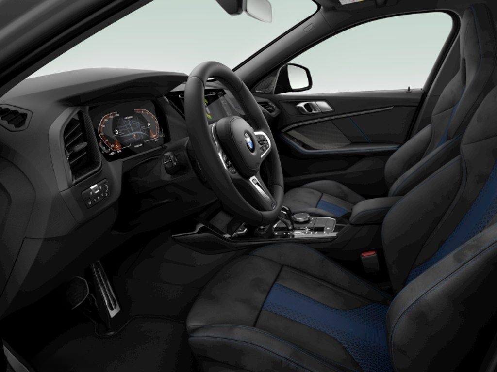 BMW M135i xDrive A foto 3