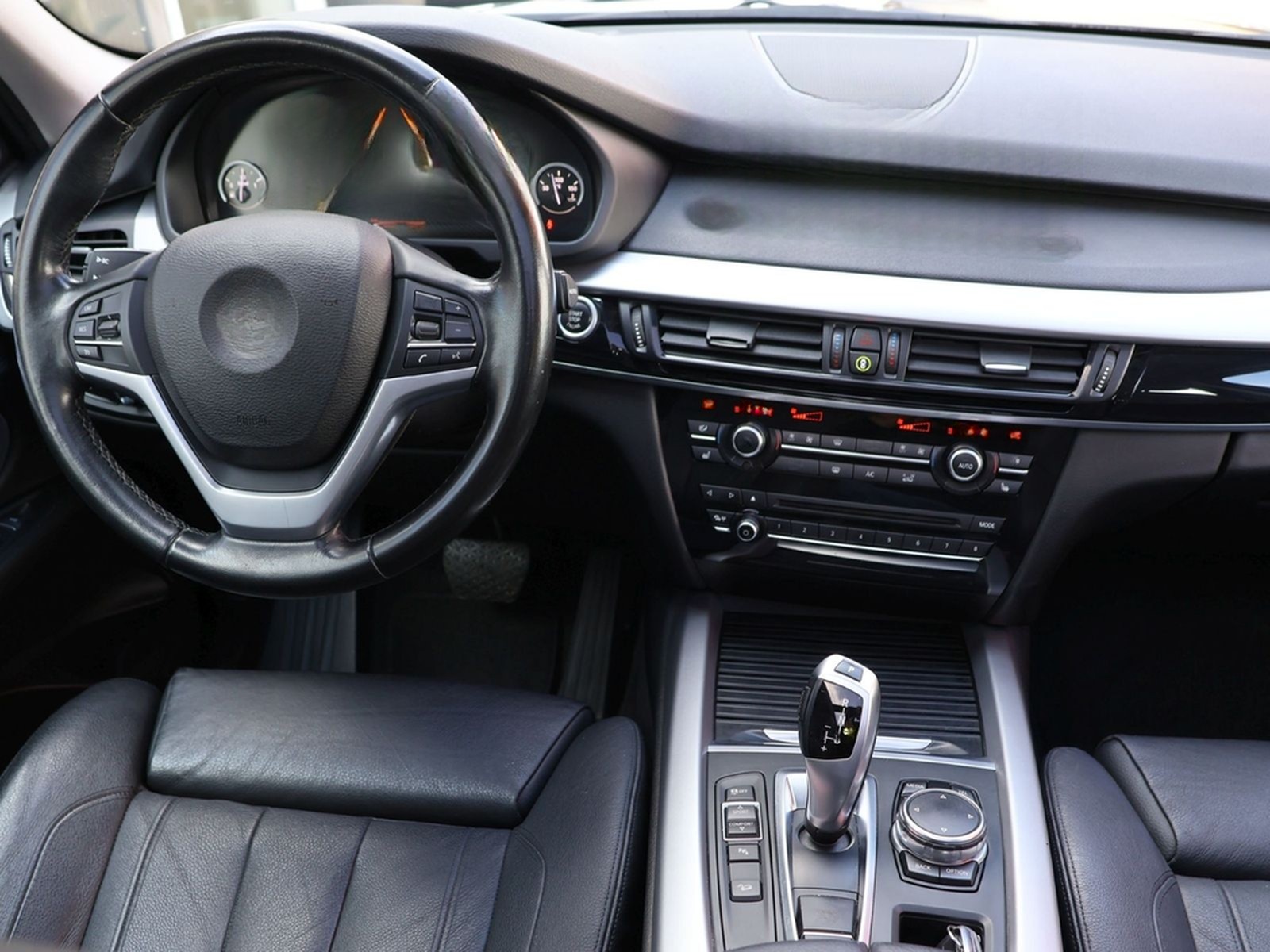 BMW X5 xDrive 30d Pano Luftfahrwerk HUD RFK foto 19