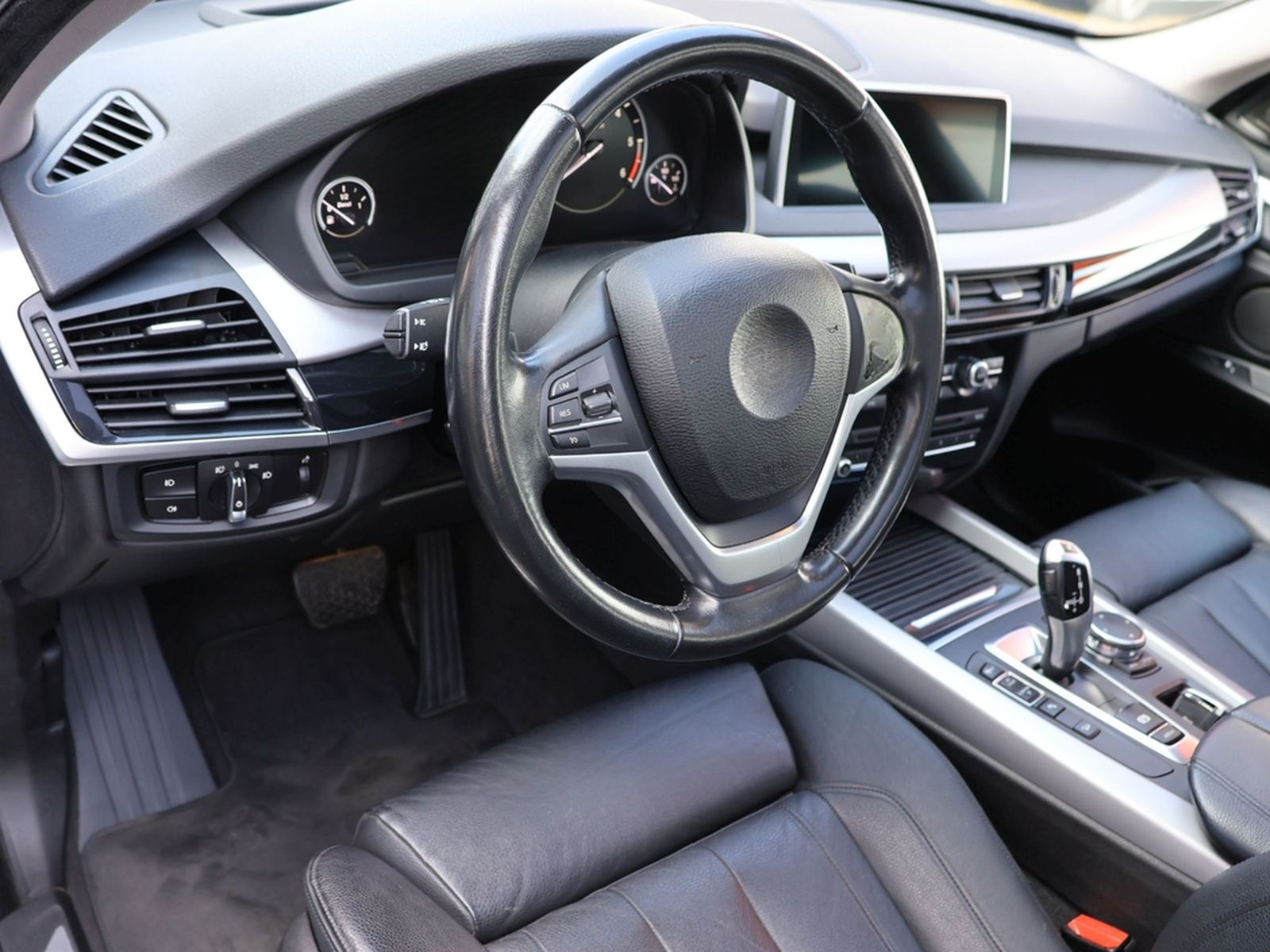 BMW X5 xDrive 30d Pano Luftfahrwerk HUD RFK foto 25