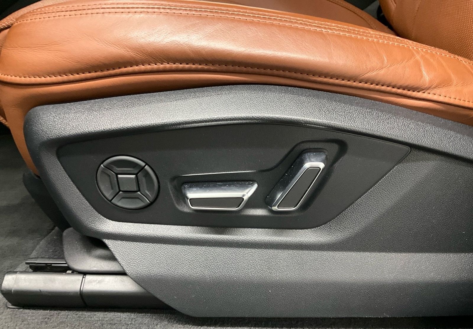 Audi Q8 S-LINE SELECTION BLACK 50 TDI 286PS QUATTRO A foto 18