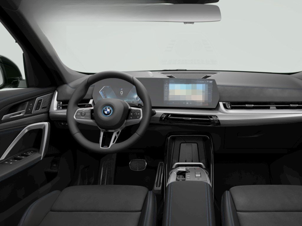 BMW X1 xDrive30e M SPORT+LC PROF+PANO+HUD+AHK+LM20+E foto 5