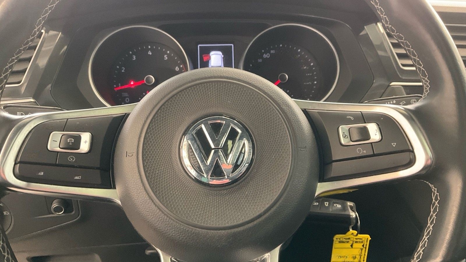 Volkswagen Tiguan 2.0TSI 4Motion Highline R-LINE *PANO|AHK* foto 6