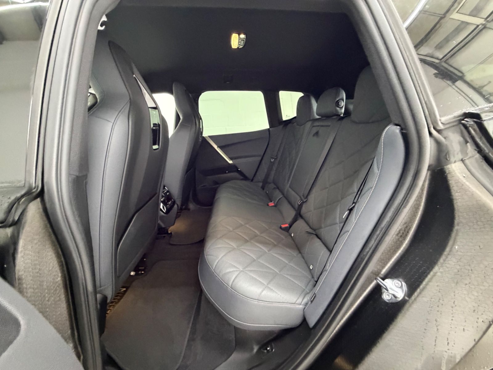 BMW iX 40 xDrive Sport+LASER+SOFT CLOSE+SUITE+ACC+ foto 22