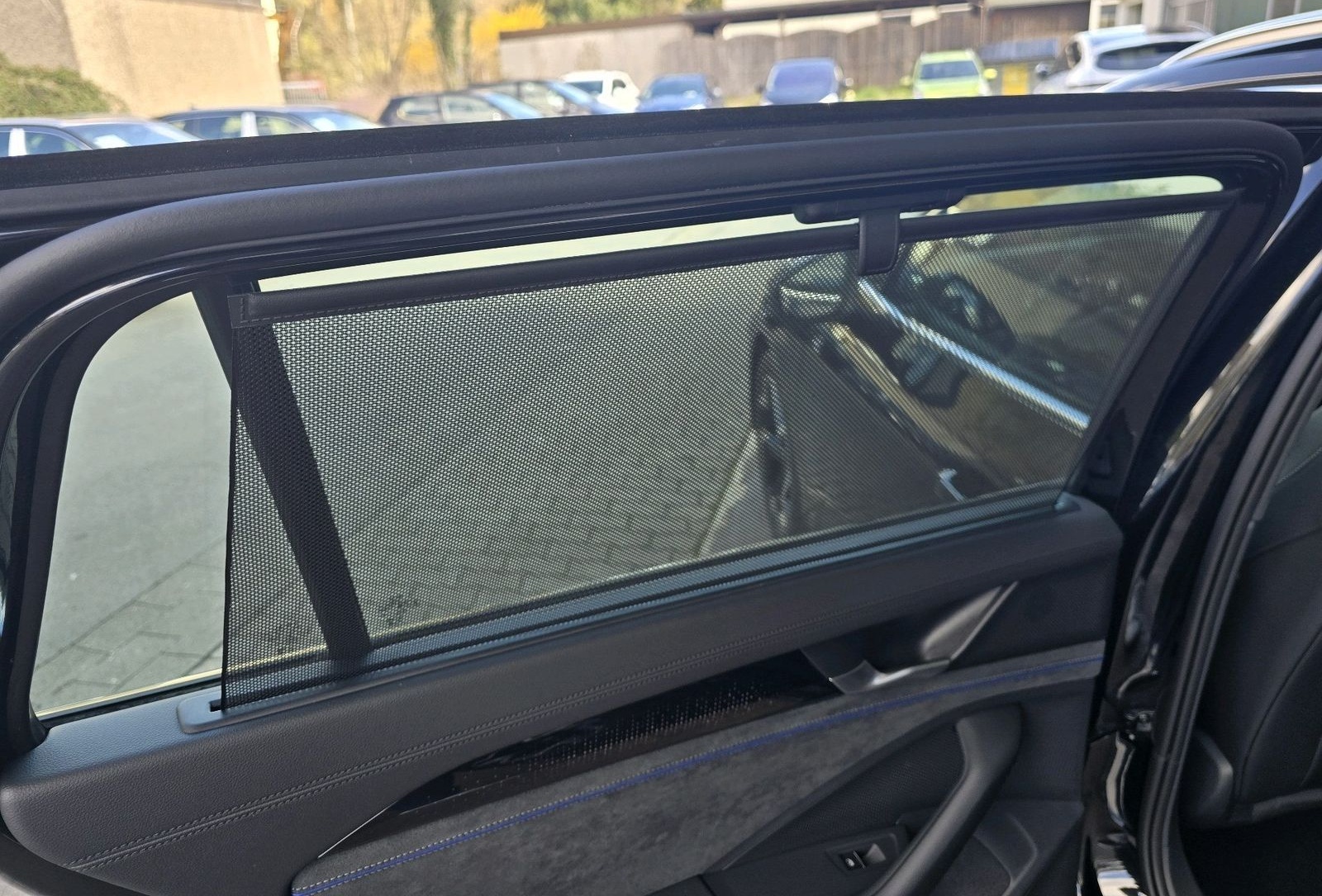 Volkswagen Passat Variant R 4 Motion*MATRIX-LED*NAVI*KAMERA foto 14