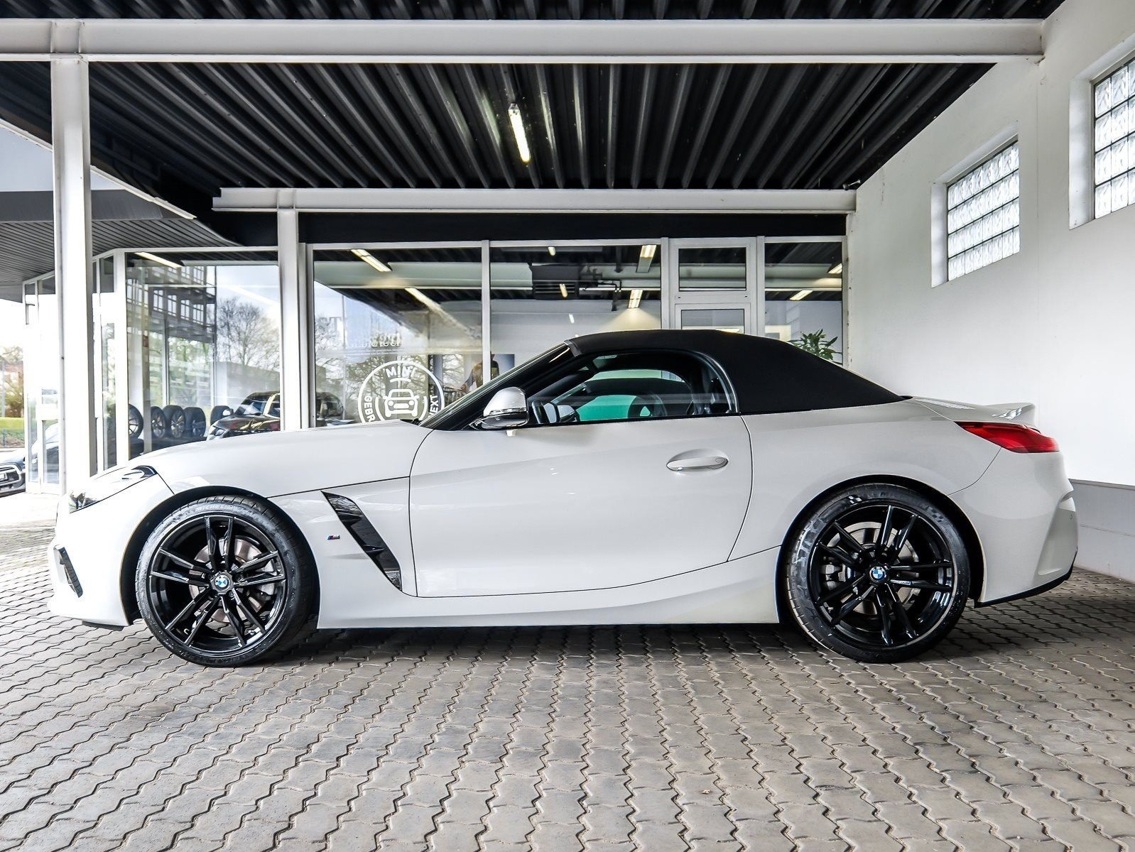 BMW Z4 sDrive30i M Sport +LC Prof.+harman/kardon+DAB foto 9