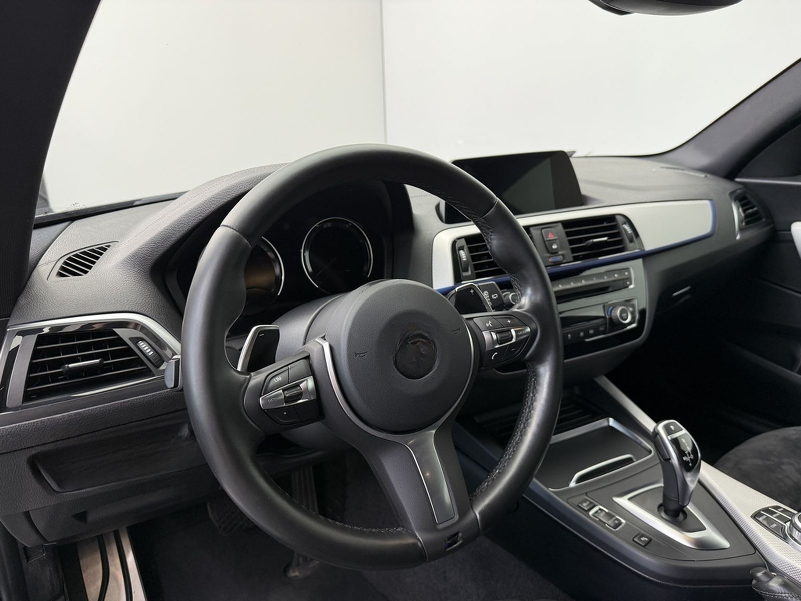 BMW M140i Special Edition|2.Hand|LED|PDC|Aerodynamic foto 9