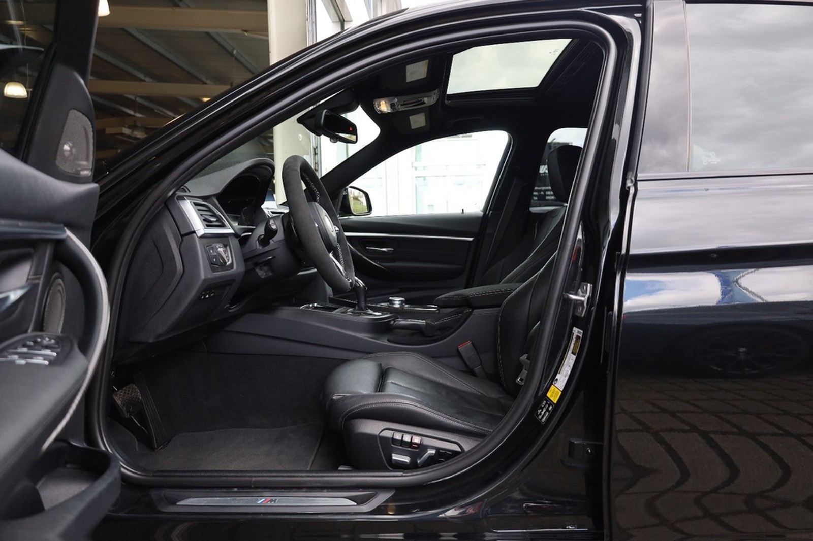 BMW 340i xDrive/M/360*/MPerfExhaust/HUD/4xSHZ/HK/R20 foto 8