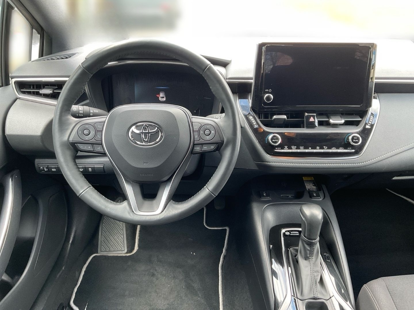 Toyota Corolla 1,8 l Hybrid 5-türig Team D inkl. Techni foto 6