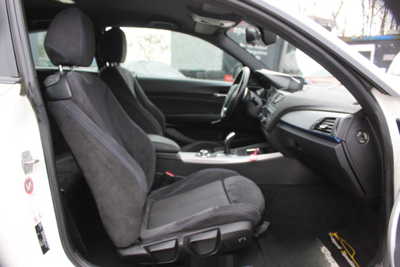 BMW M135 i xDrive*BI-XENON*NAVI*ALCANTARA*H&K*REMUS* foto 15