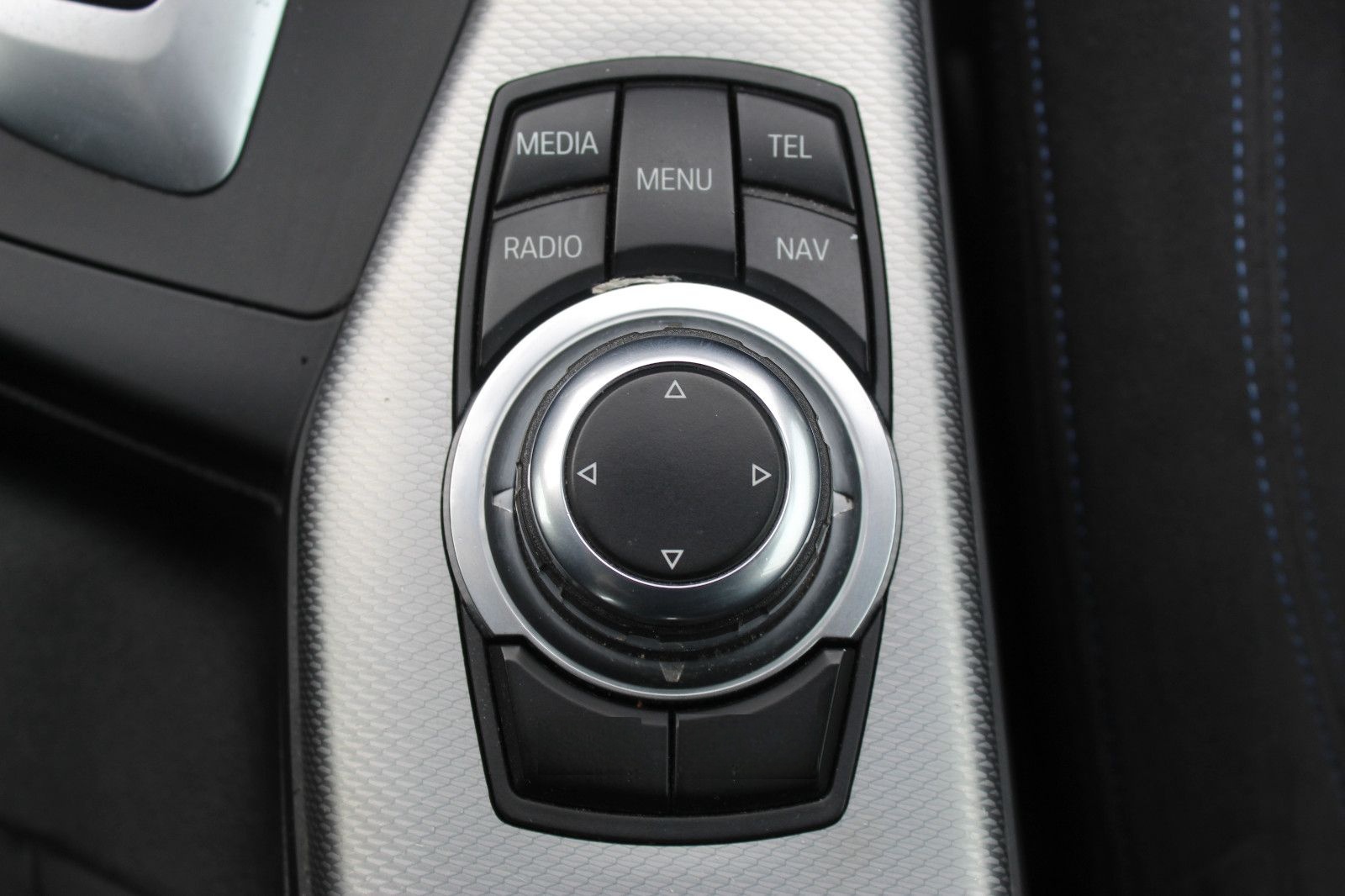 BMW M135 i xDrive*BI-XENON*NAVI*ALCANTARA*H&K*REMUS* foto 22