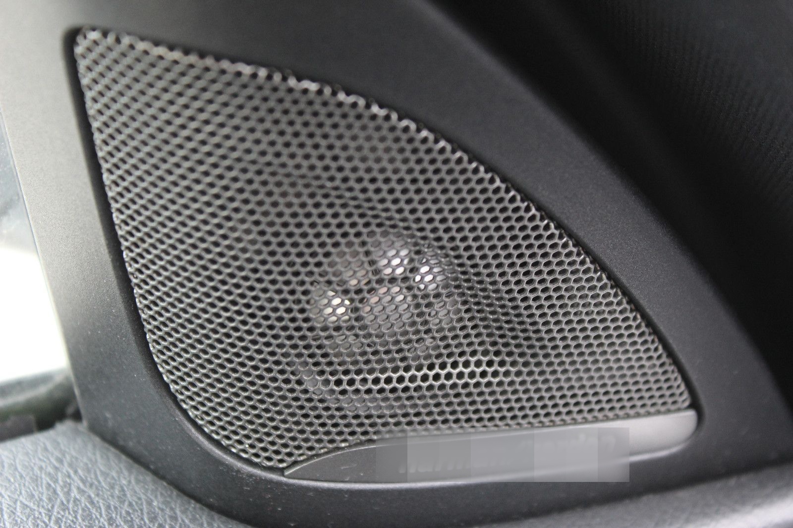 BMW M135 i xDrive*BI-XENON*NAVI*ALCANTARA*H&K*REMUS* foto 23