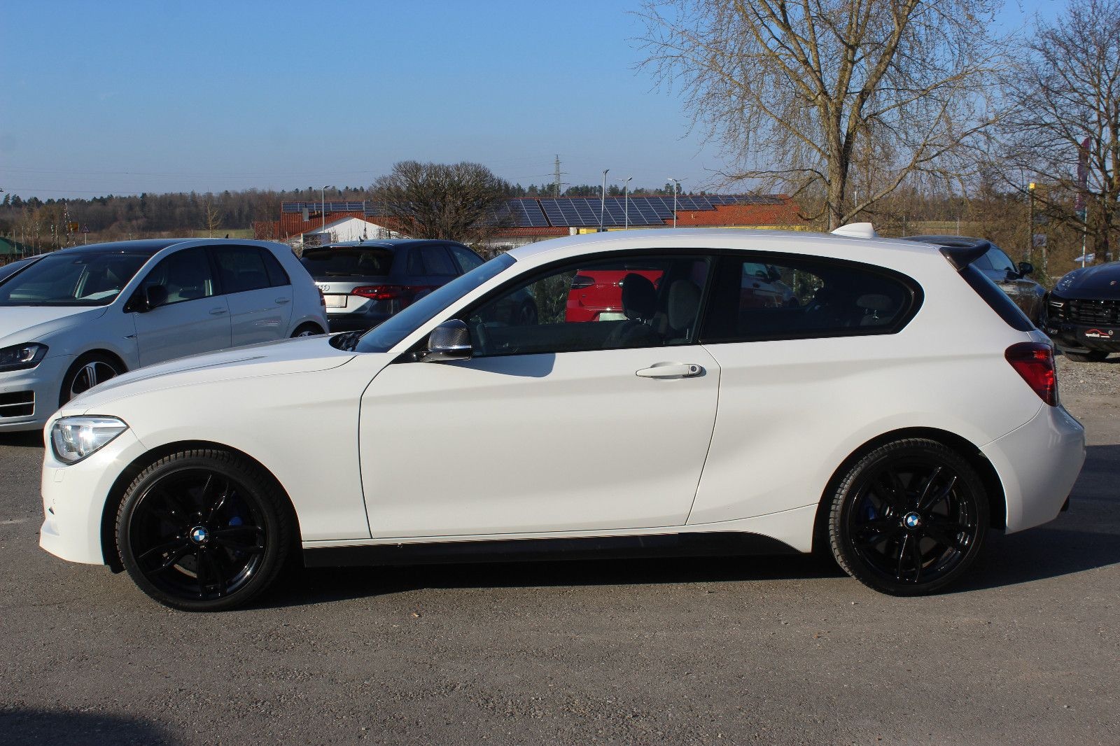 BMW M135 i xDrive*BI-XENON*NAVI*ALCANTARA*H&K*REMUS* foto 8