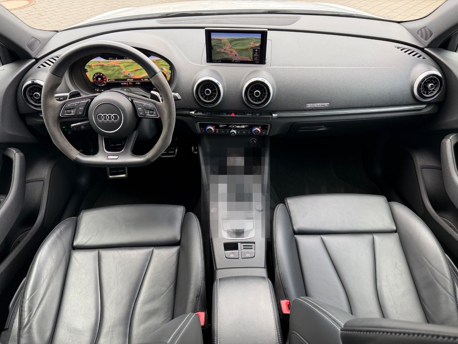 Audi RS3 Sportback 2.5 TFSI quattro foto 11