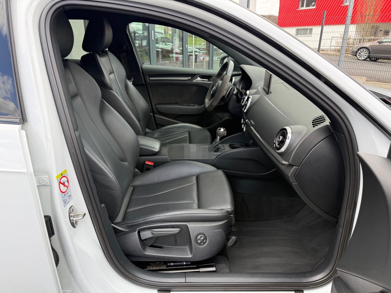 Audi RS3 Sportback 2.5 TFSI quattro foto 17