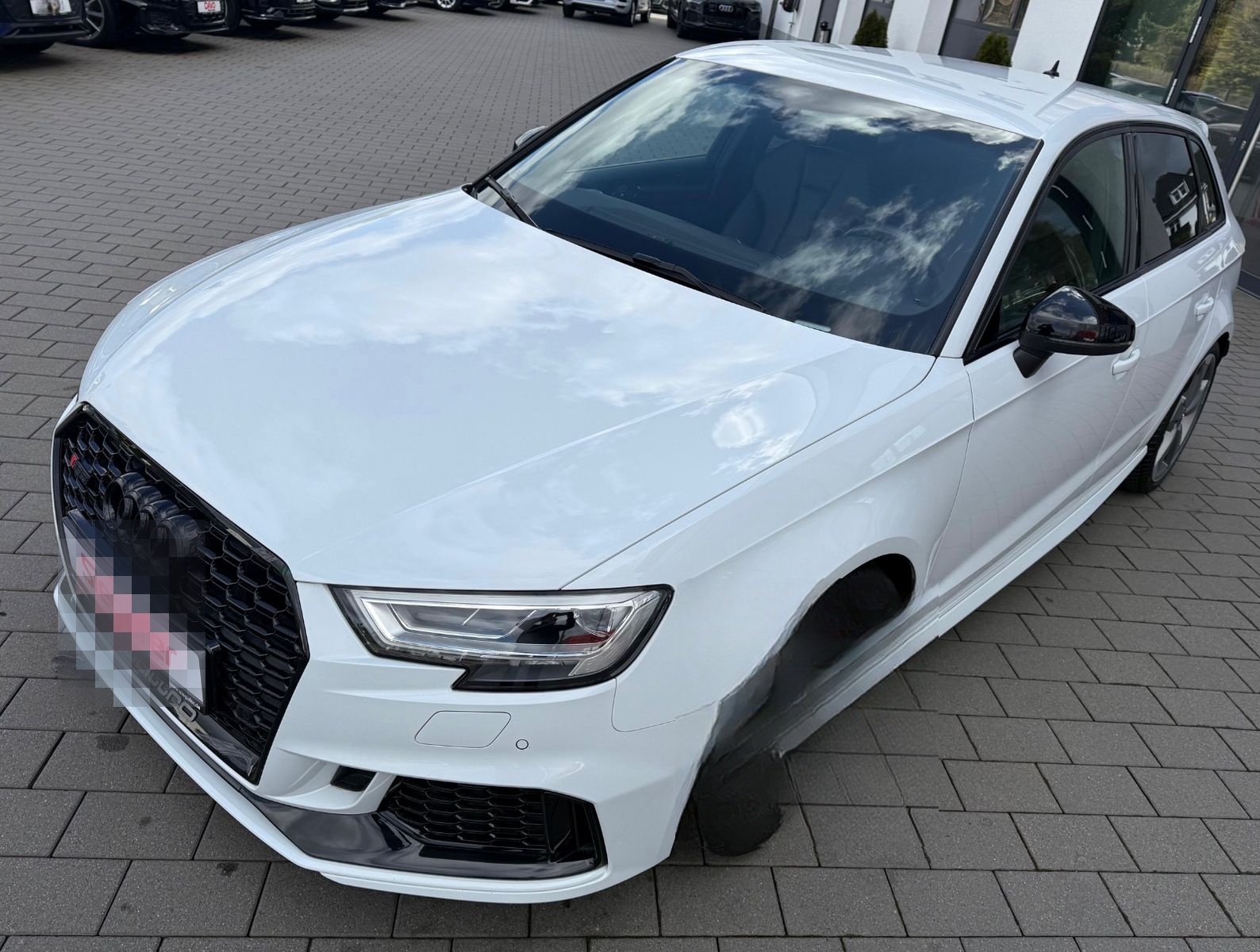 Audi RS3 Sportback 2.5 TFSI quattro foto 4