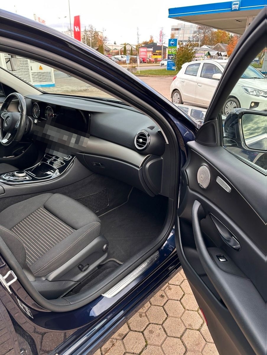 Mercedes-Benz E 220 d Autom. Standhzg foto 7