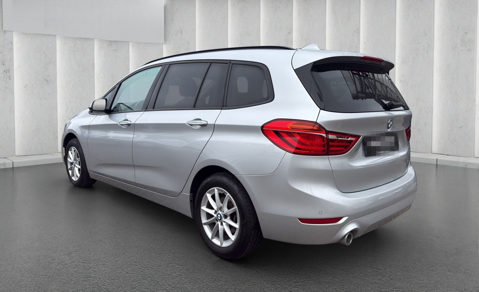 BMW 216d Gran Tourer foto 3