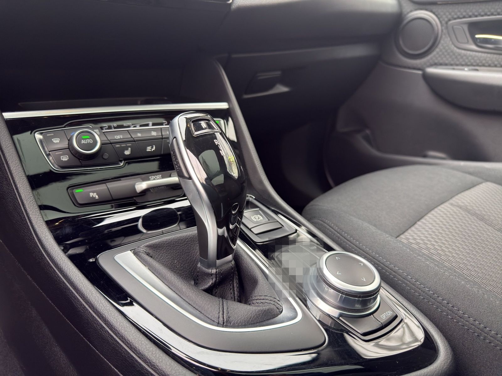 BMW 216d Gran Tourer foto 23