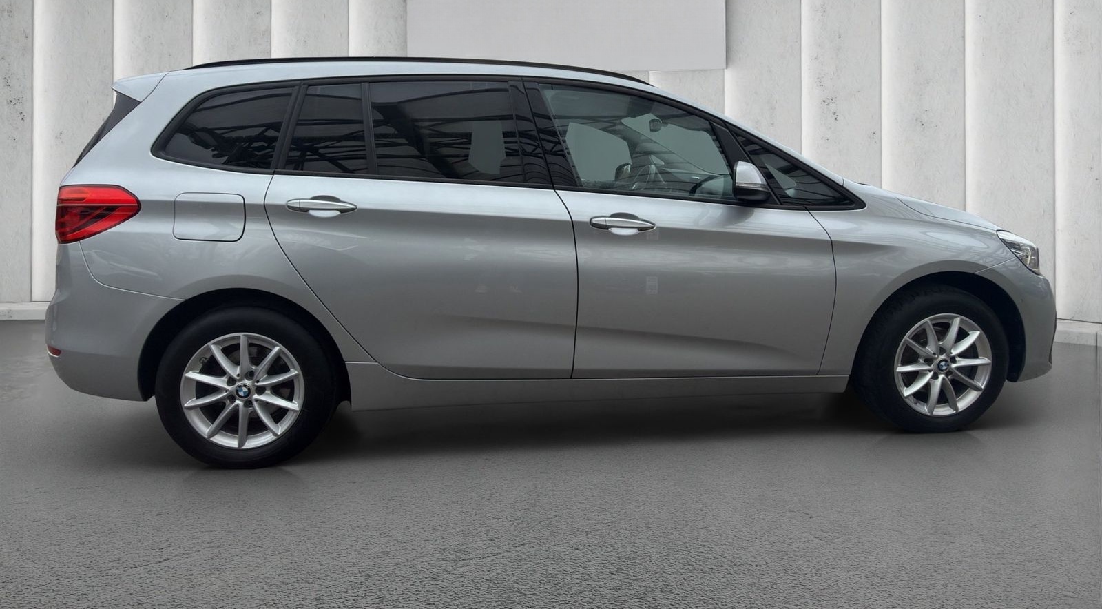 BMW 216d Gran Tourer foto 6