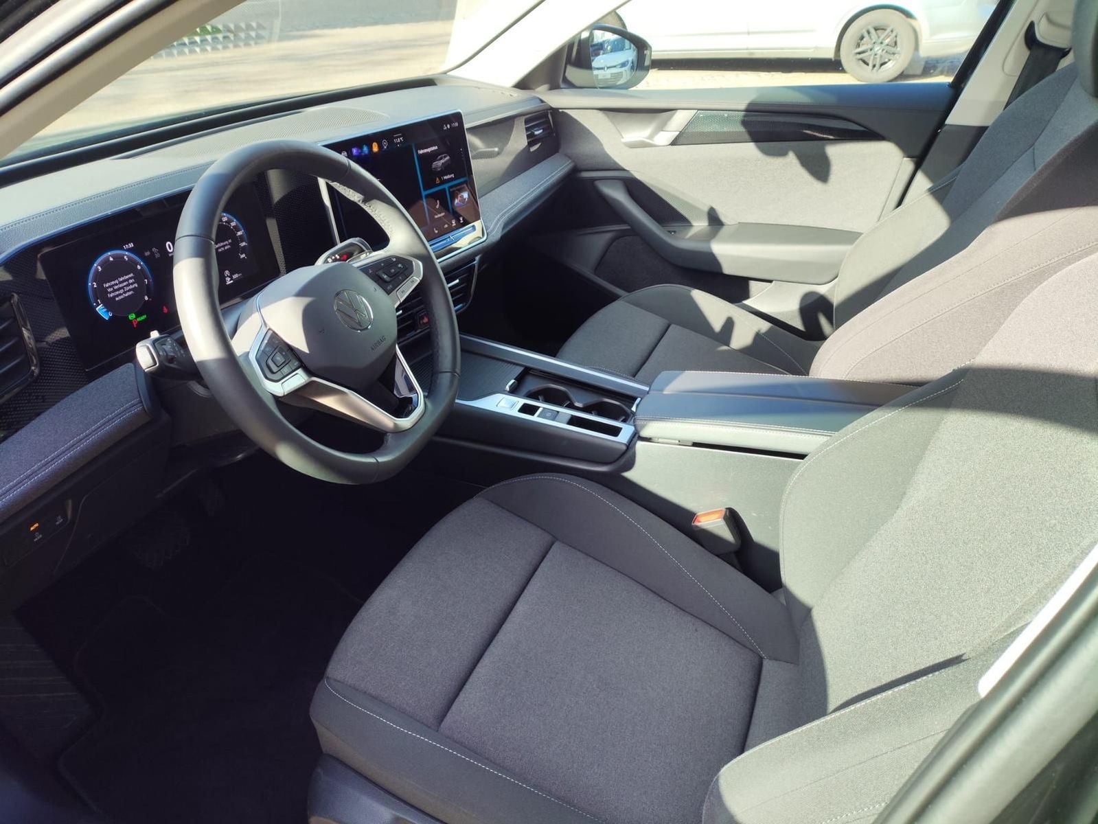 Volkswagen Passat Variant 1.5 eTSI Kamera Totwinkel SHZ foto 8