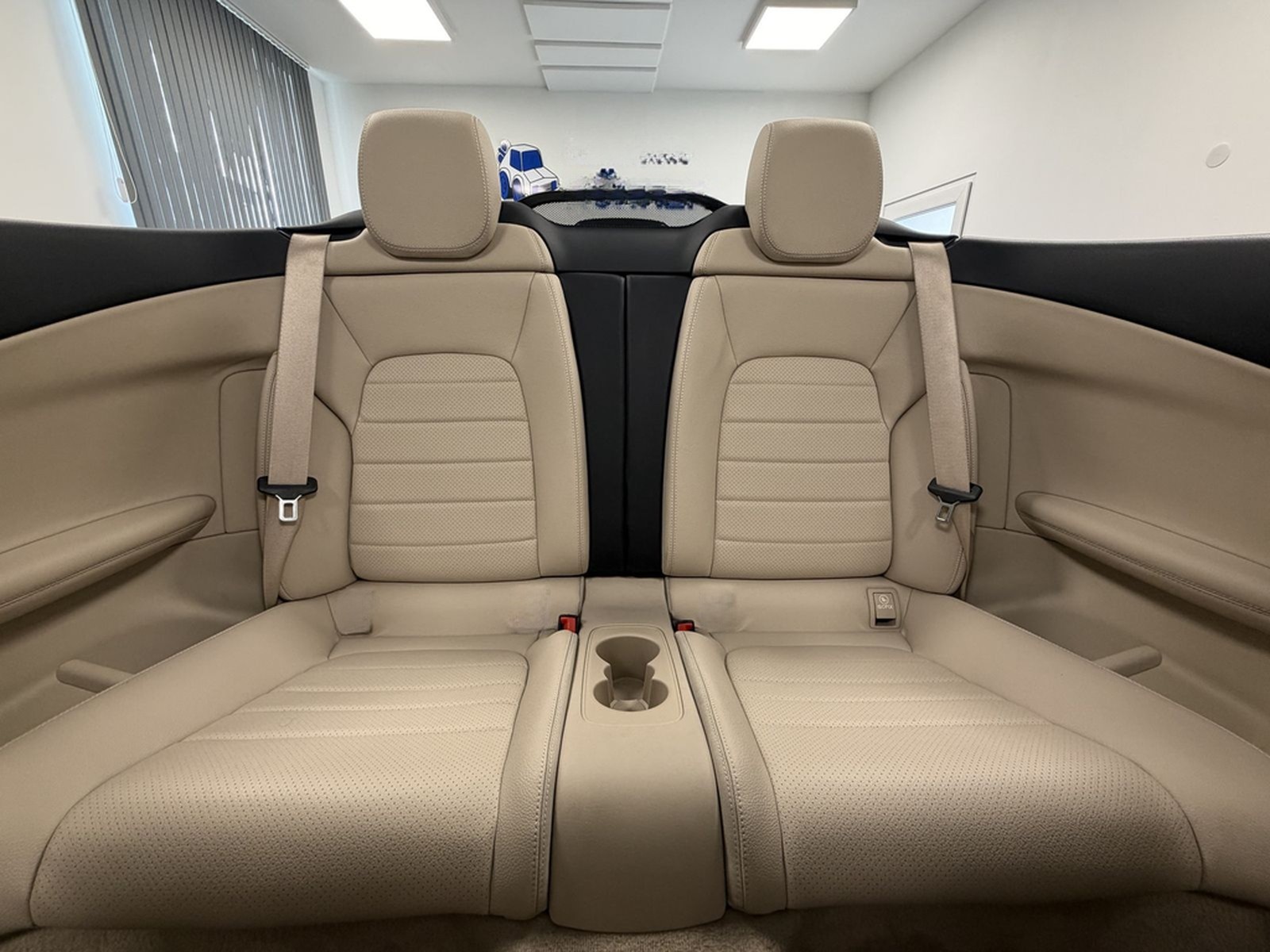 Mercedes-Benz C 180 Cabrio AMG Line Airscarf ILS-LED Distr.+ foto 18
