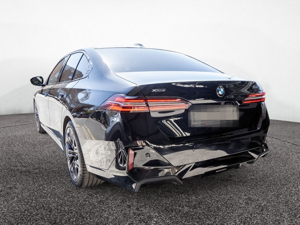BMW 520d xDrive M-Sport PANO+AHK+20 ZOLL+HK foto 4