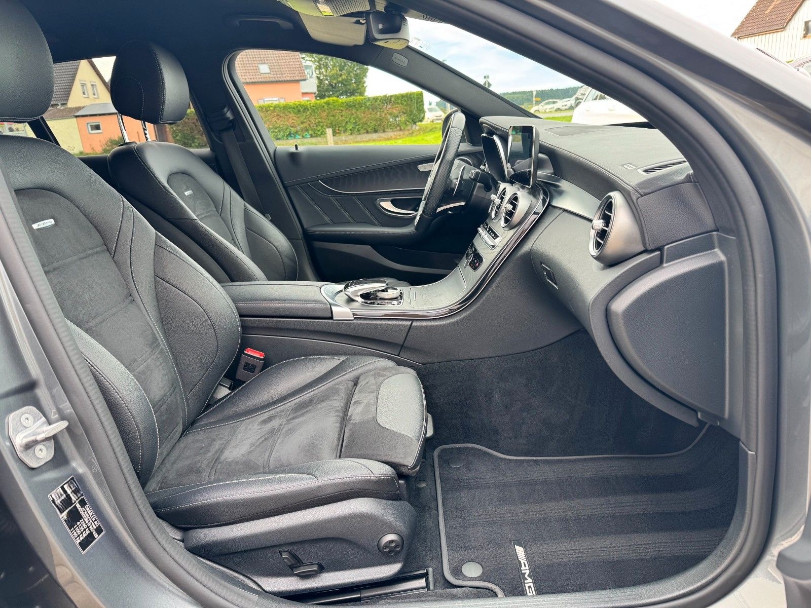 Mercedes-Benz C 63 AMG*NIGHT-P*DISTR+*LED*AHK*KAMERA*HUD*VIRTC foto 15