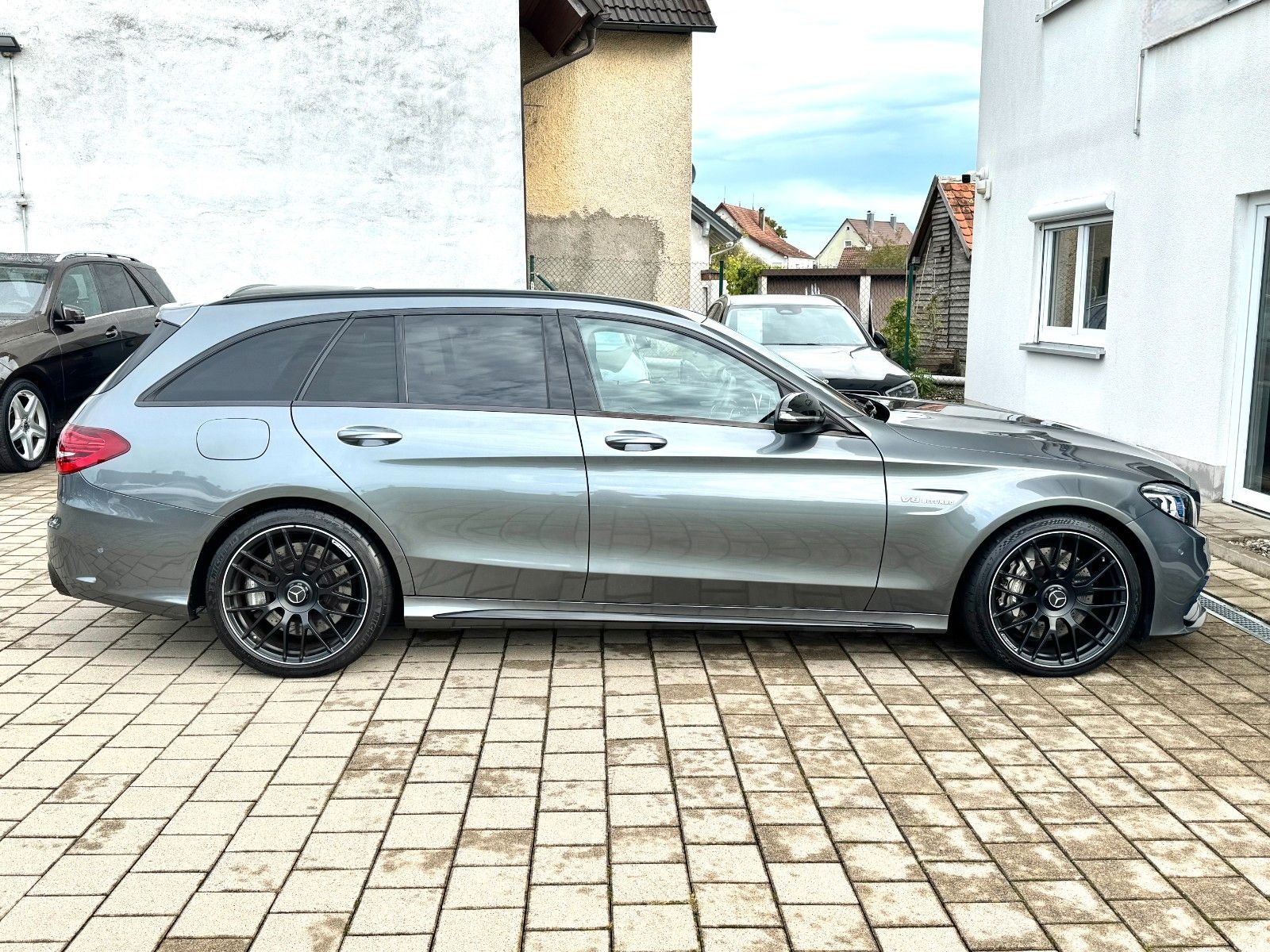 Mercedes-Benz C 63 AMG*NIGHT-P*DISTR+*LED*AHK*KAMERA*HUD*VIRTC foto 4