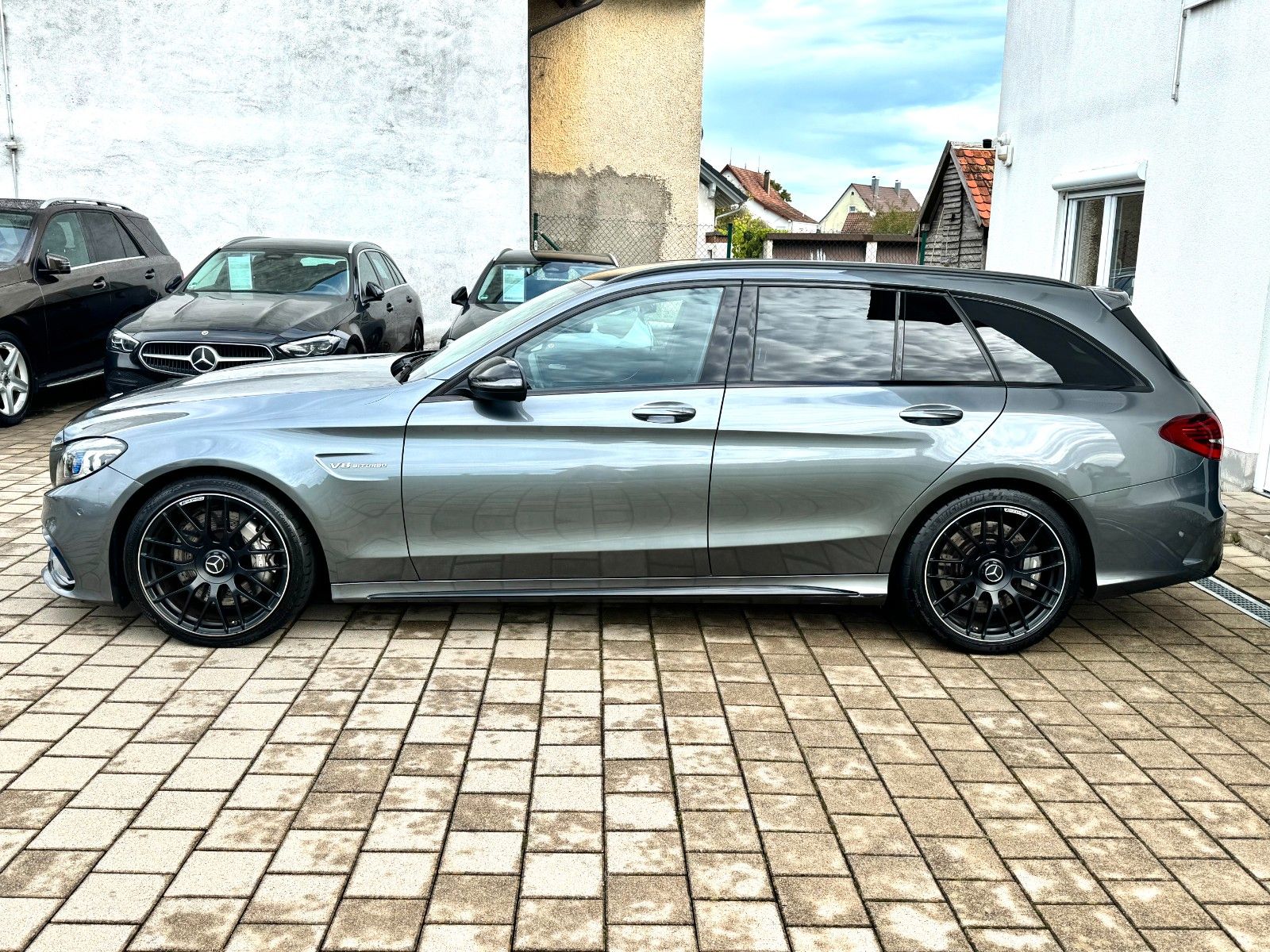 Mercedes-Benz C 63 AMG*NIGHT-P*DISTR+*LED*AHK*KAMERA*HUD*VIRTC foto 8