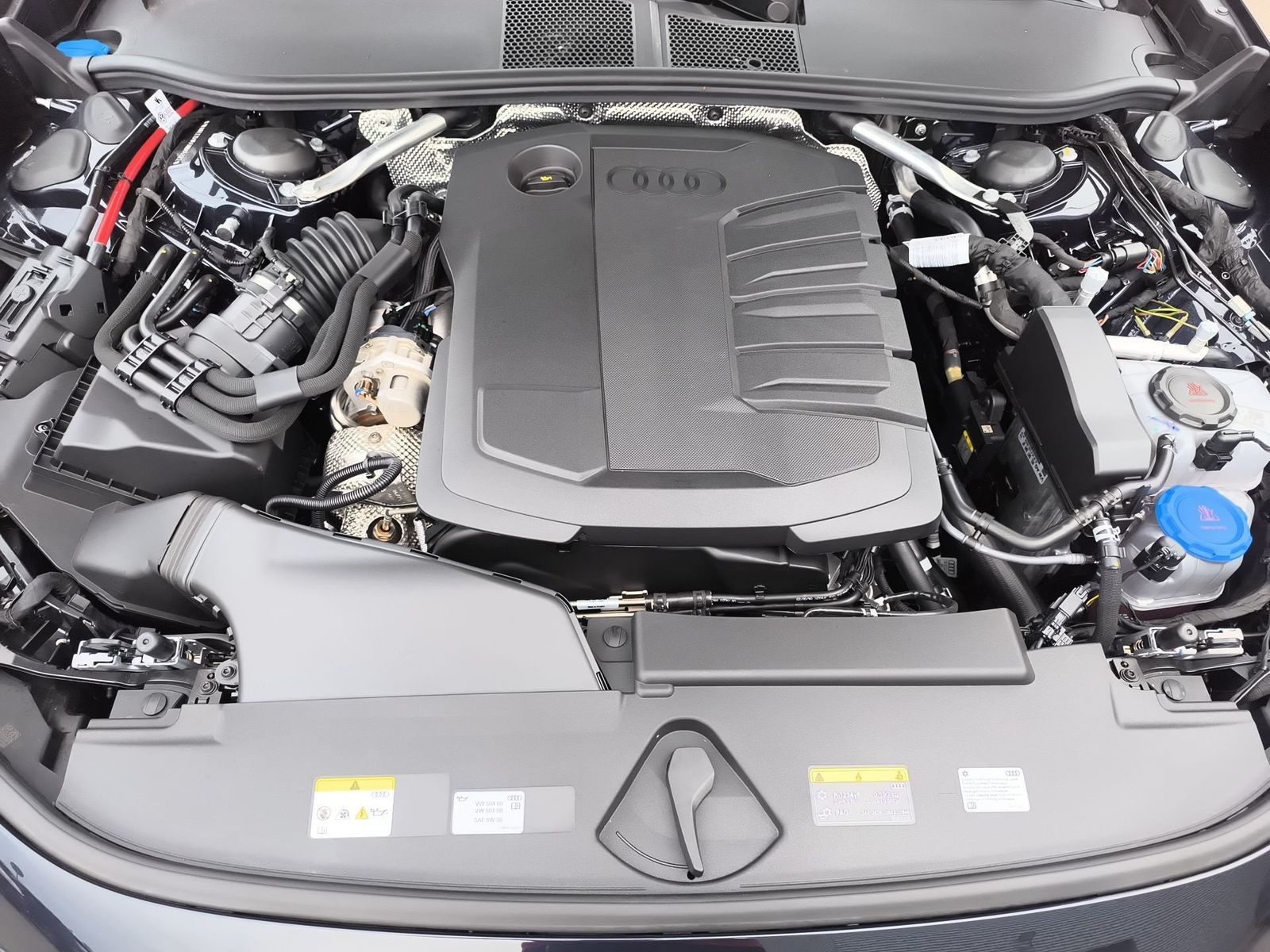 Audi A5 Avant TDI quattro *AHK*NAVI*KAMERA*SITZH* foto 9