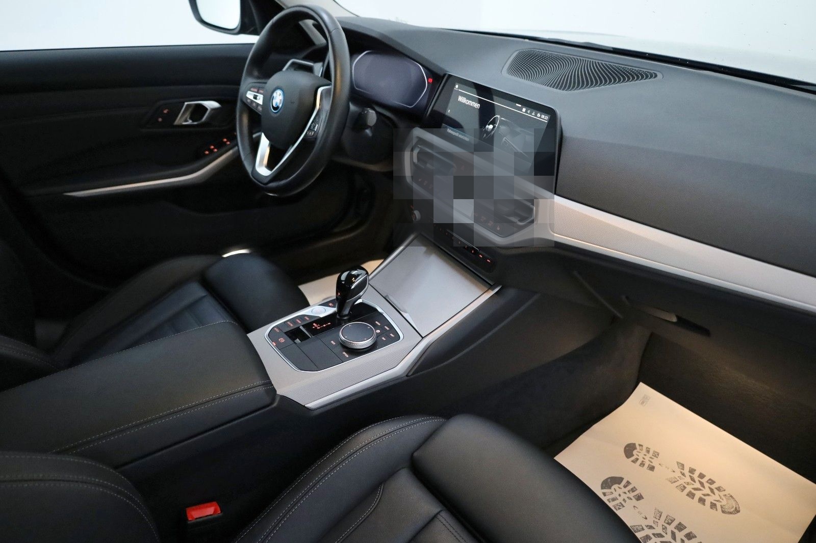 BMW 320 e Advantage,Lim. Leder,Navi,LED,SH,Kamera foto 3