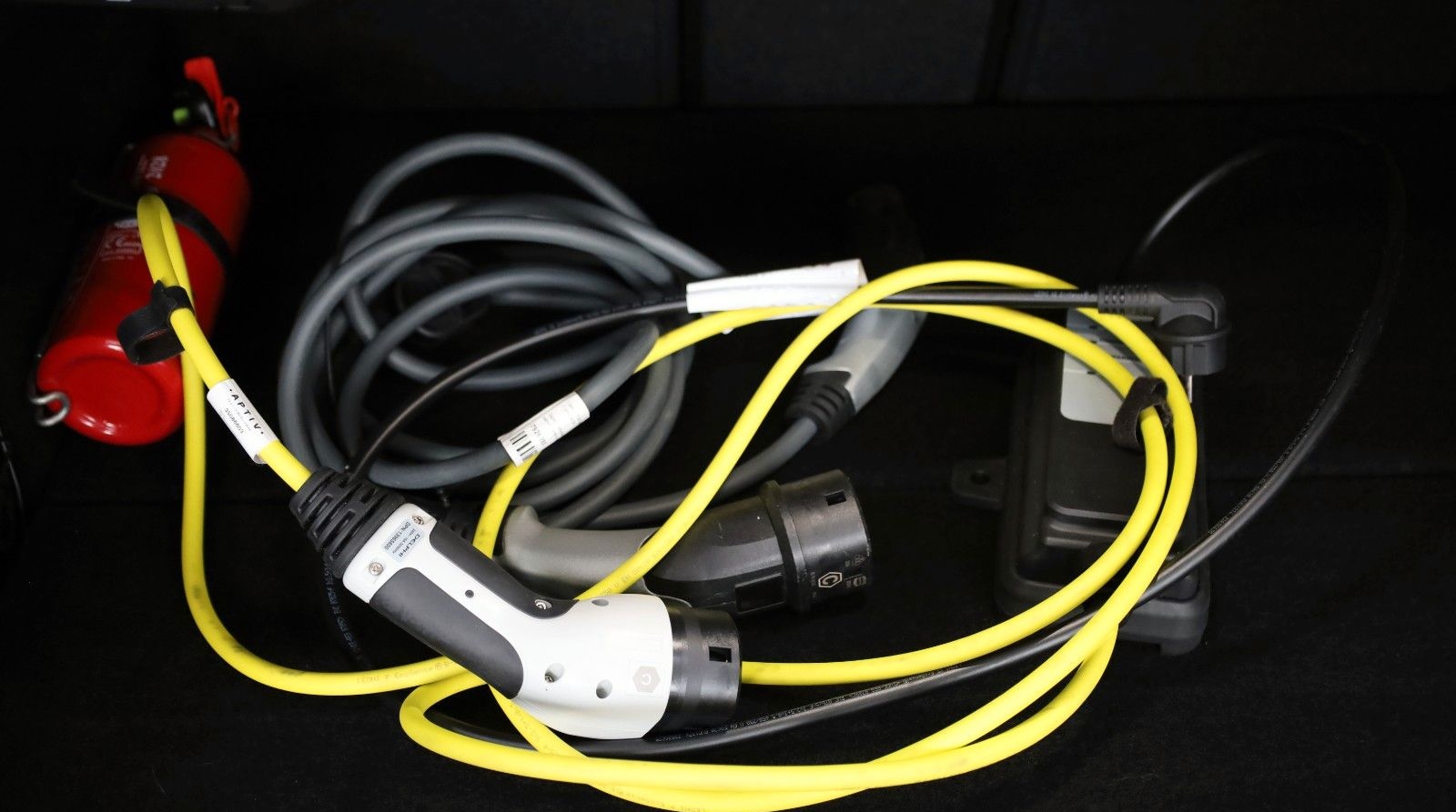 BMW 320 e Advantage,Lim. Leder,Navi,LED,SH,Kamera foto 23