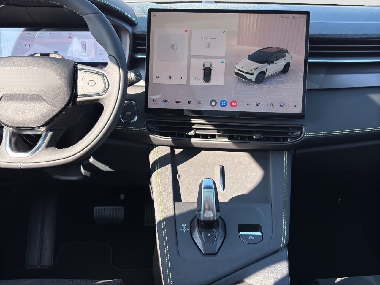 Lynk&Co 01 More Plug-In-Hybrid / PANO / 360 Grad Klima foto 11