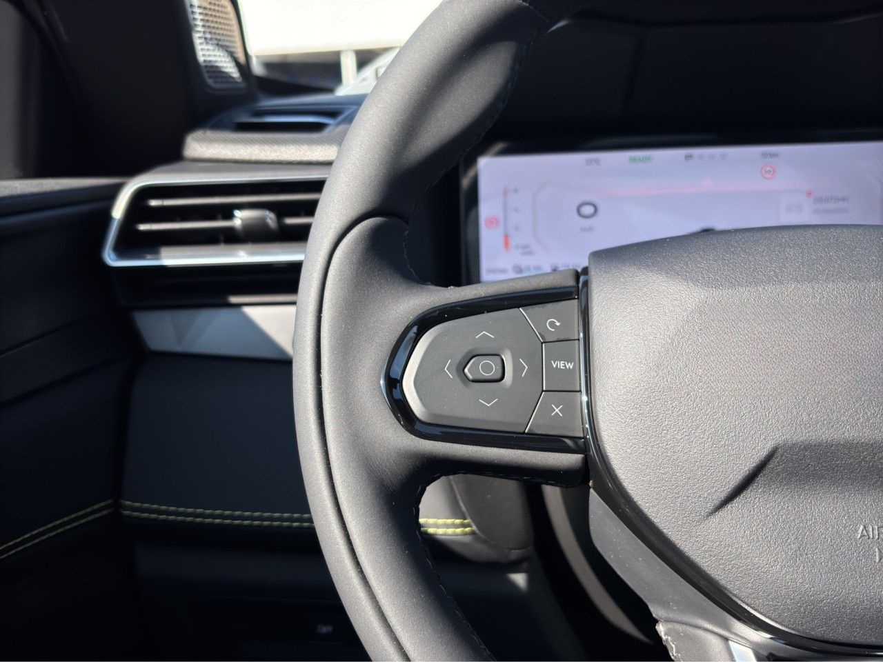 Lynk&Co 01 More Plug-In-Hybrid / PANO / 360 Grad Klima foto 18