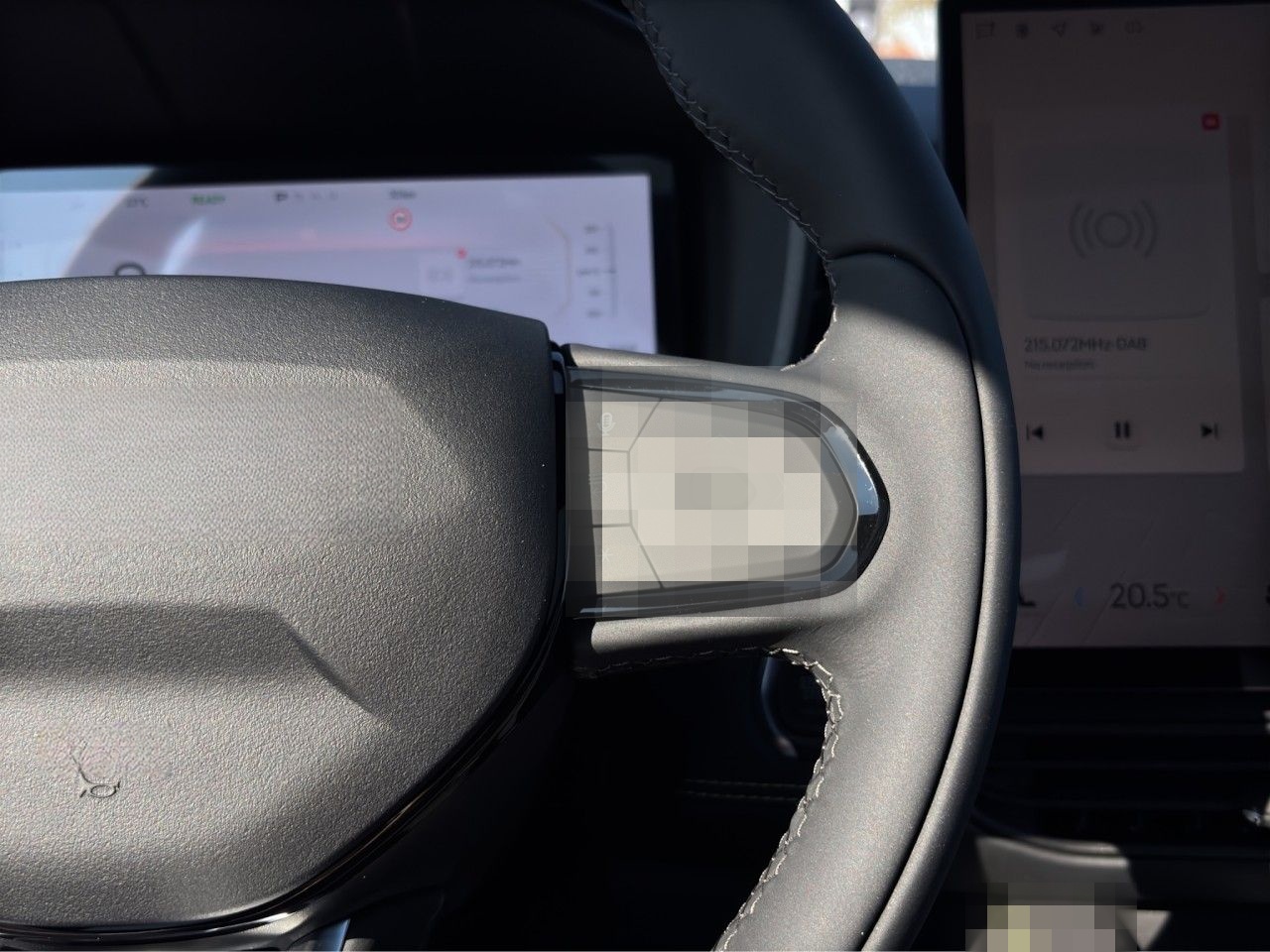 Lynk&Co 01 More Plug-In-Hybrid / PANO / 360 Grad Klima foto 19