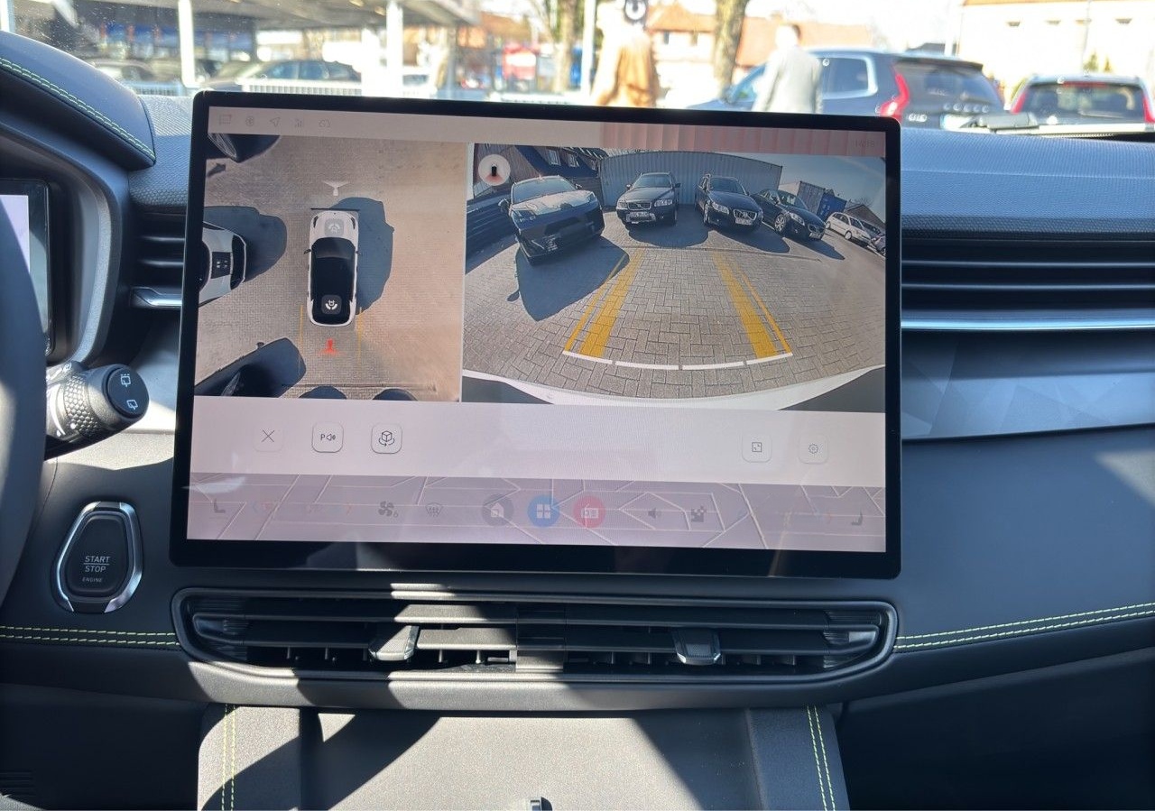 Lynk&Co 01 More Plug-In-Hybrid / PANO / 360 Grad Klima foto 21