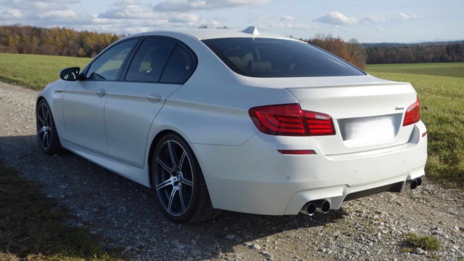BMW M5 foto 2
