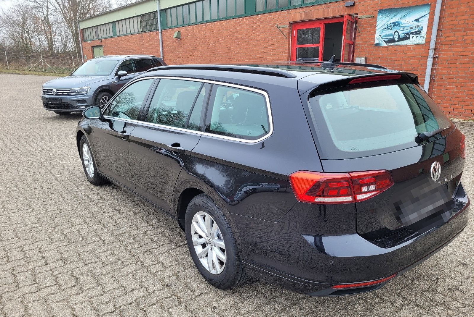 Volkswagen Passat Var.2.0 TDI Business LED+SH+RFK+ACC foto 4