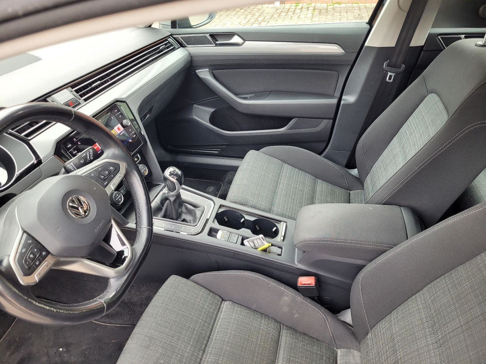 Volkswagen Passat Var.2.0 TDI Business LED+SH+RFK+ACC foto 8
