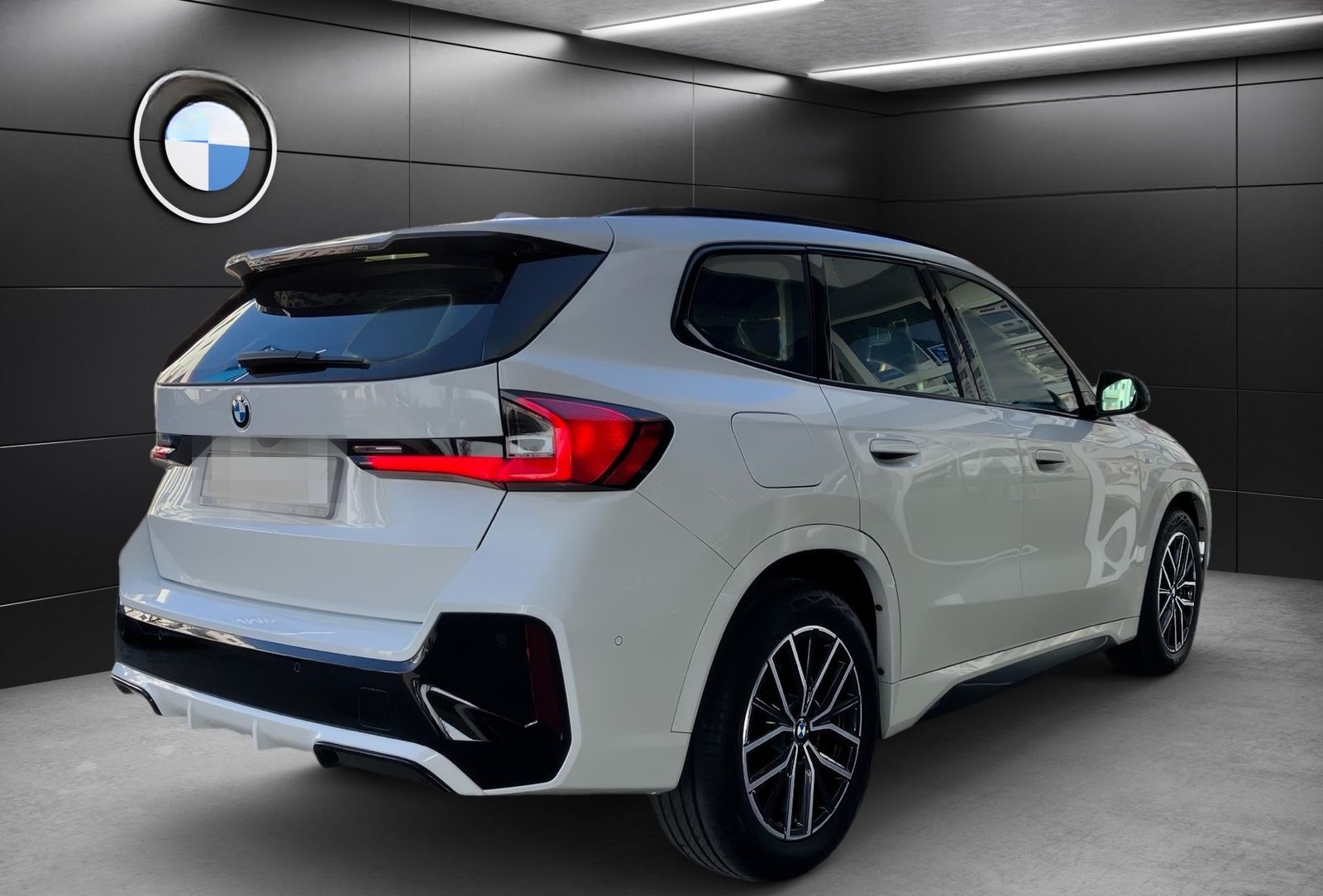 BMW X1 xDrive23d M Sport Navi ad.LED DA+ AHK PA foto 5