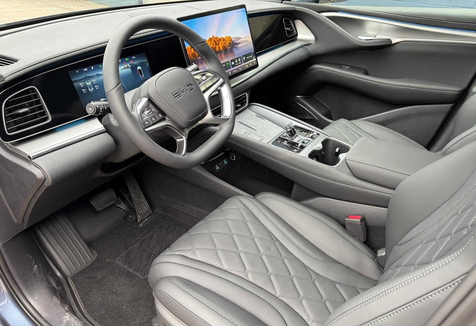 BYD SEALION 7 DESIGN 82.5KWH AWD 530PS PANO 4.5S foto 13