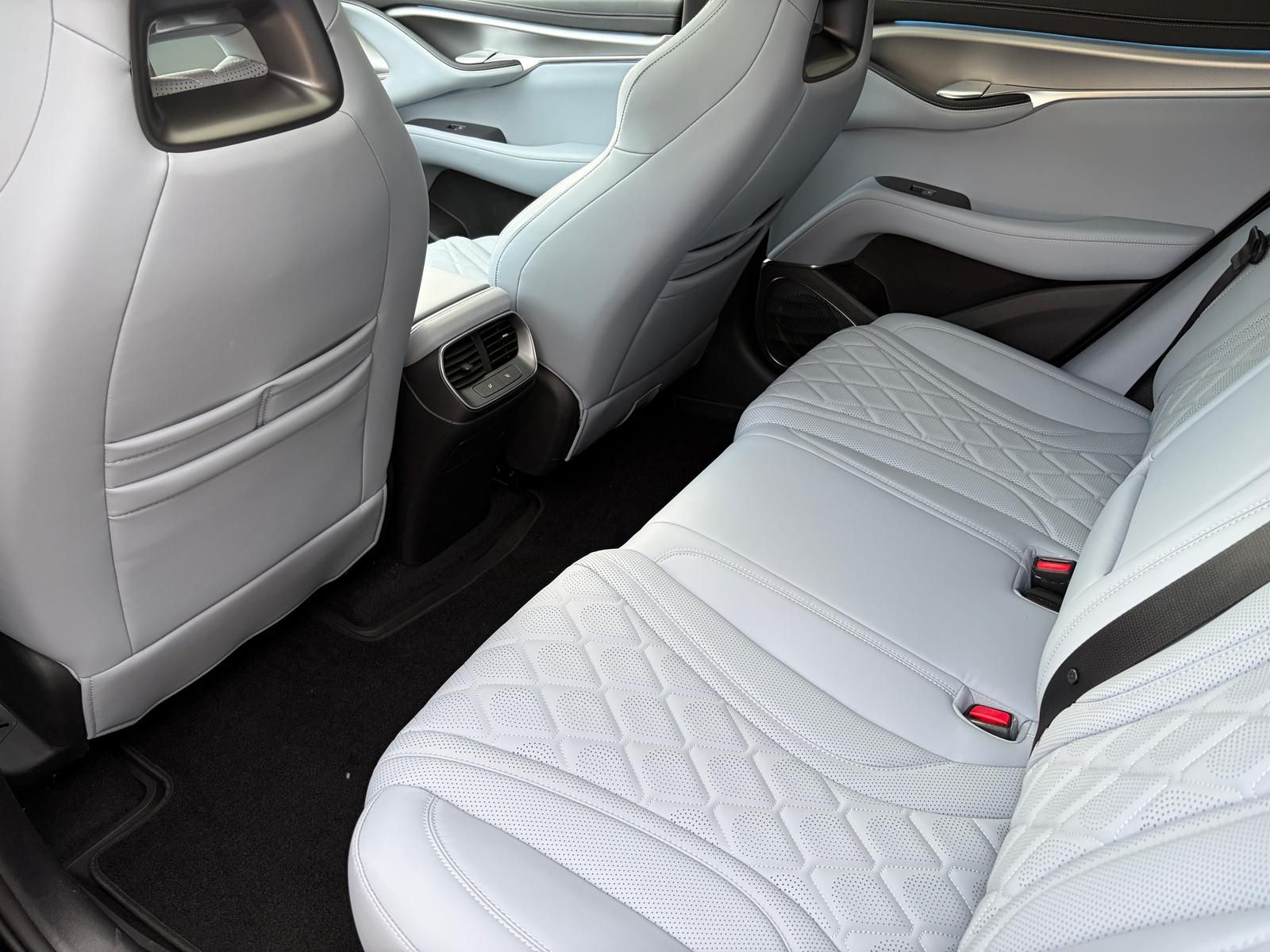 BYD SEALION 7 COMFORT 82,5 KWH 313PS LEDER PANO 360° foto 19