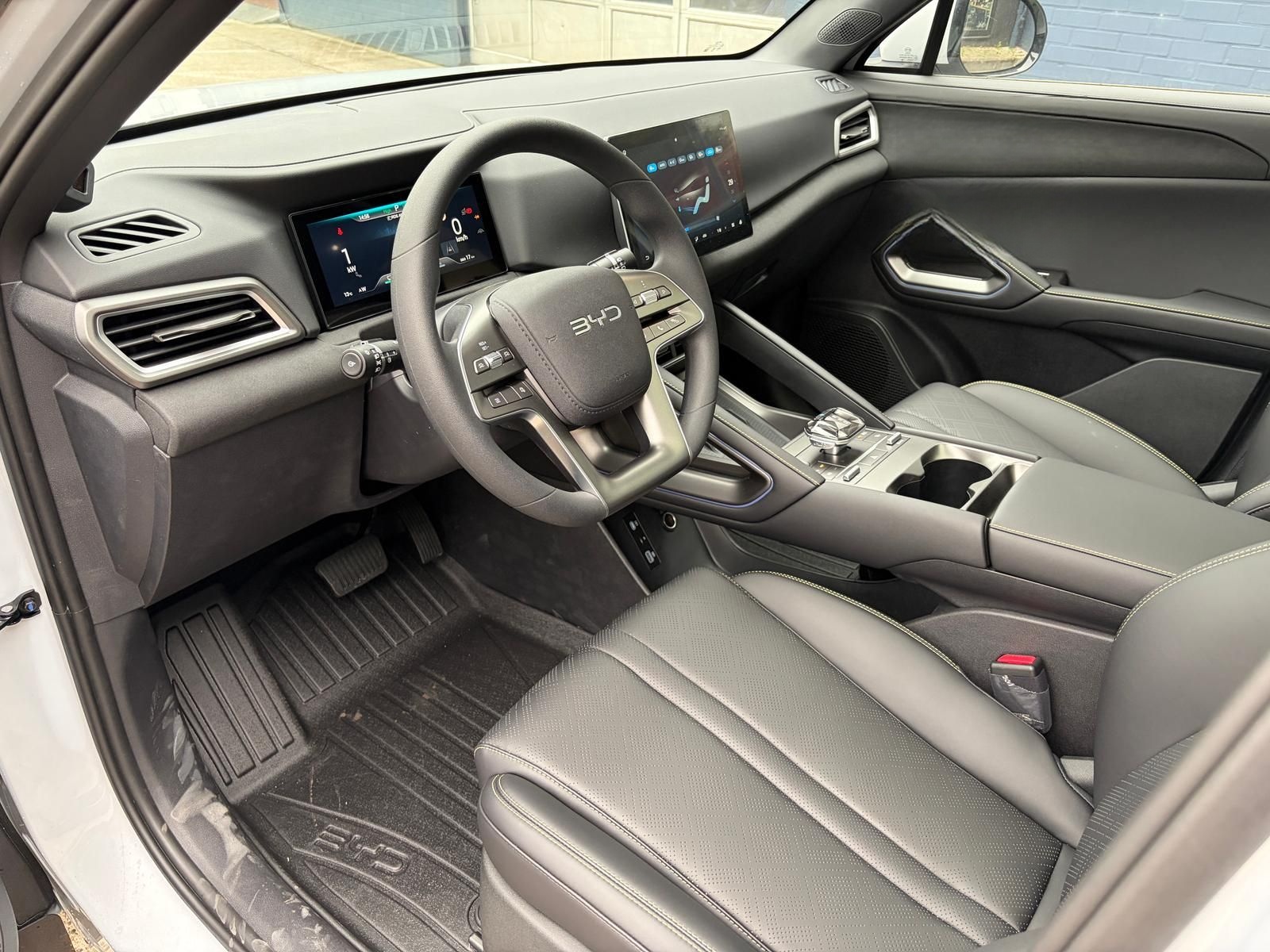 BYD ATTO 2 ACTIVE 177PS 45.12KWH WÄRMEPUMPE KAMERA foto 13