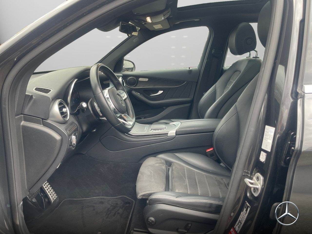 Mercedes-Benz GLC200 4M AMG/Pano/AHK/Kamera/LED/EasyP/Keyless foto 11