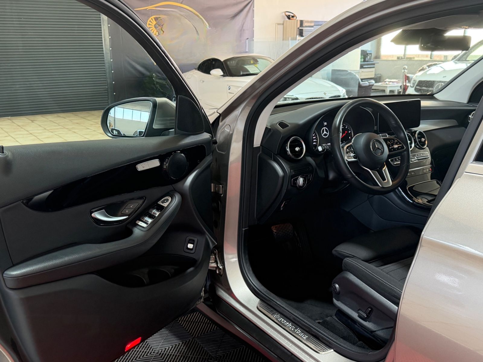 Mercedes-Benz GLC 220 d 4Matic*LED*KAMERA*APPLE CAR PLAY* foto 12