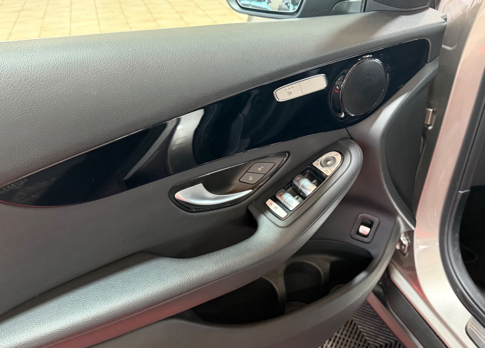 Mercedes-Benz GLC 220 d 4Matic*LED*KAMERA*APPLE CAR PLAY* foto 7