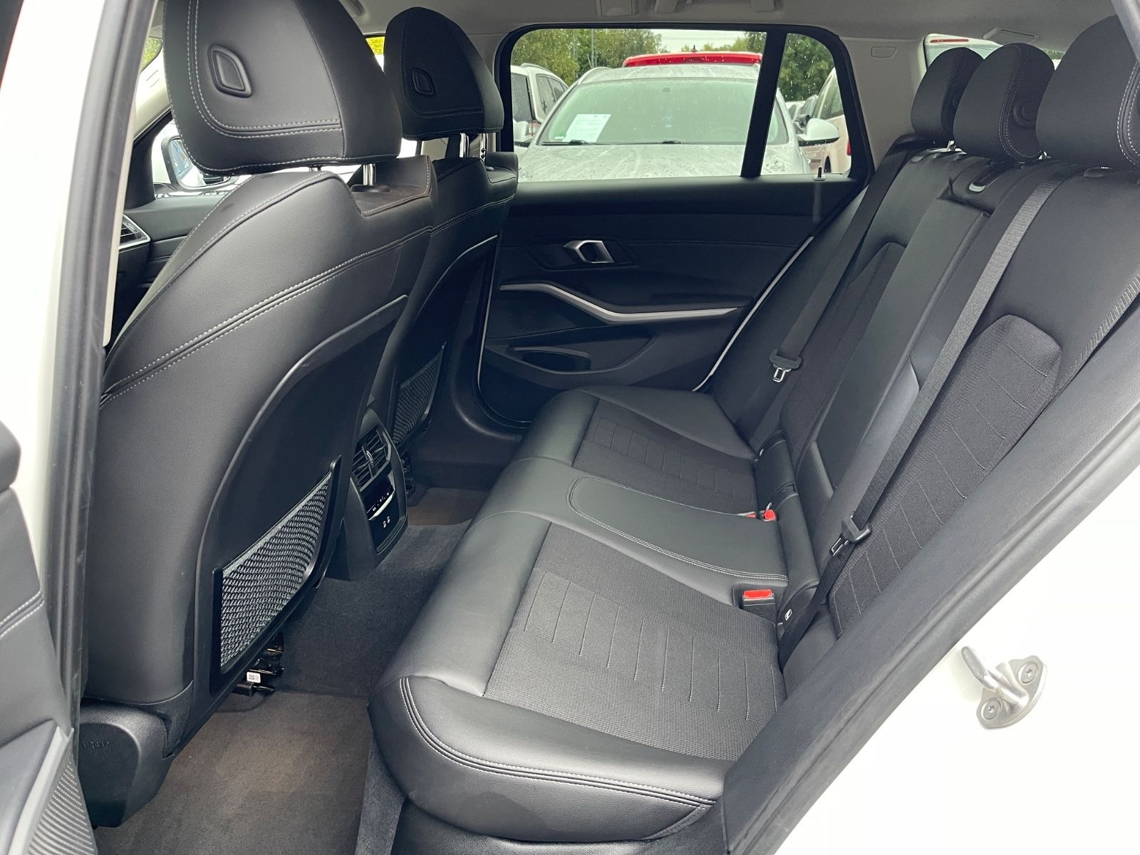 BMW 320d Touring.Automatik.LED.Navi foto 14