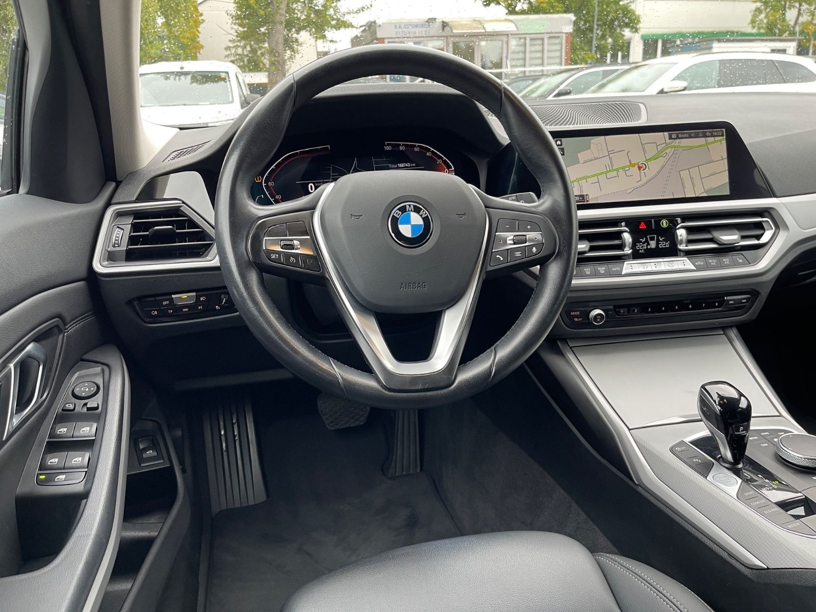 BMW 320d Touring.Automatik.LED.Navi foto 8