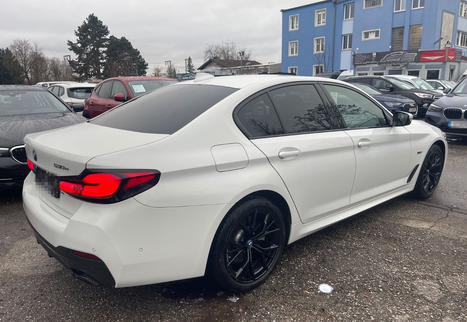 BMW 530e Automatik.M Sportpaket.Leder.LED foto 5